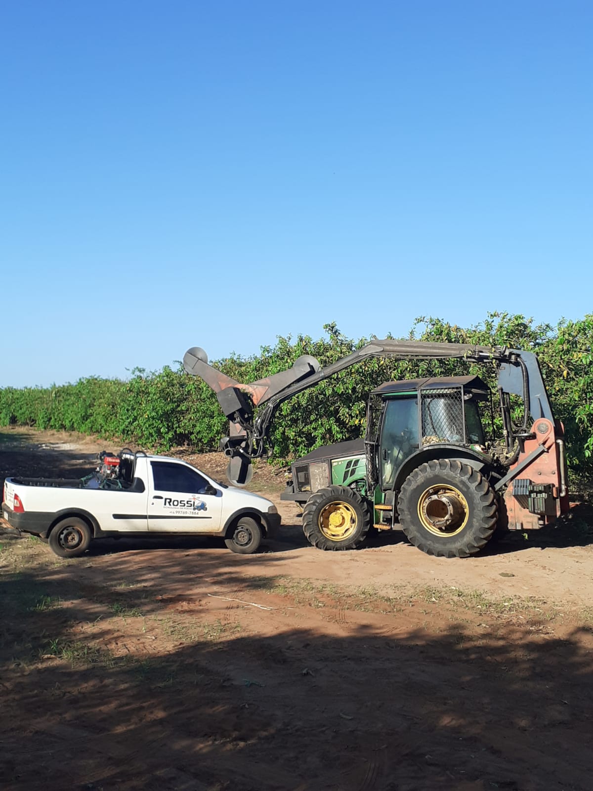 Carro e máquina de poda